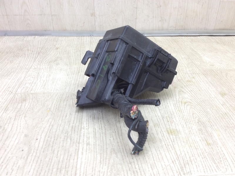 Блок предохранителей моторный отсек FIESTA 08-17 2017 1.6 C16HDEZ