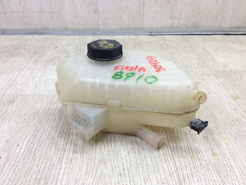 Бачок расширительный FORD FIESTA 08-17 2017 1.6 C16HDEZ BE8Z-8A080-A Б/У