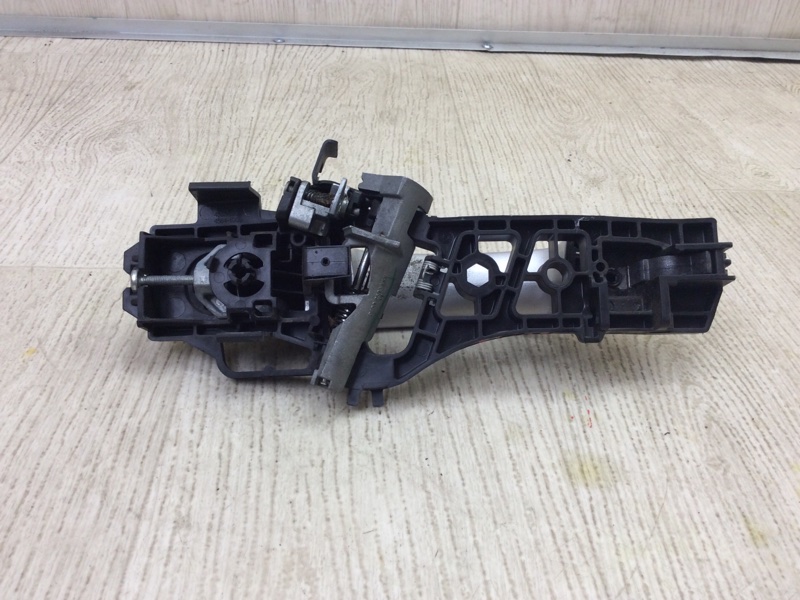 Ручка двери наружная задняя левая FIESTA 08-17 2017 1.6 C16HDEZ