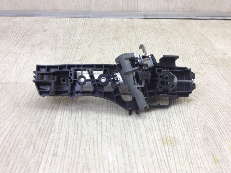 Ручка двери наружная передняя правая FIESTA 08-17 2017 1.6 C16HDEZ