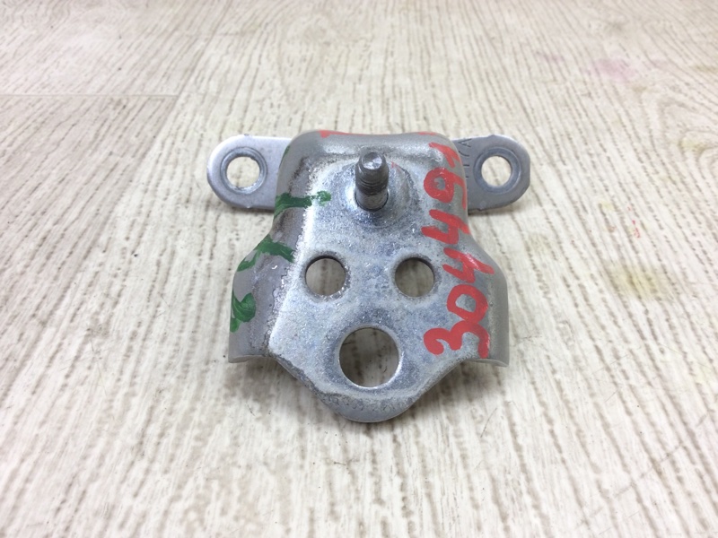 Петля двери нижняя задняя правая FORD FIESTA 08-17 2017 1.6 C16HDEZ G2BZ-5426810-A Б/У