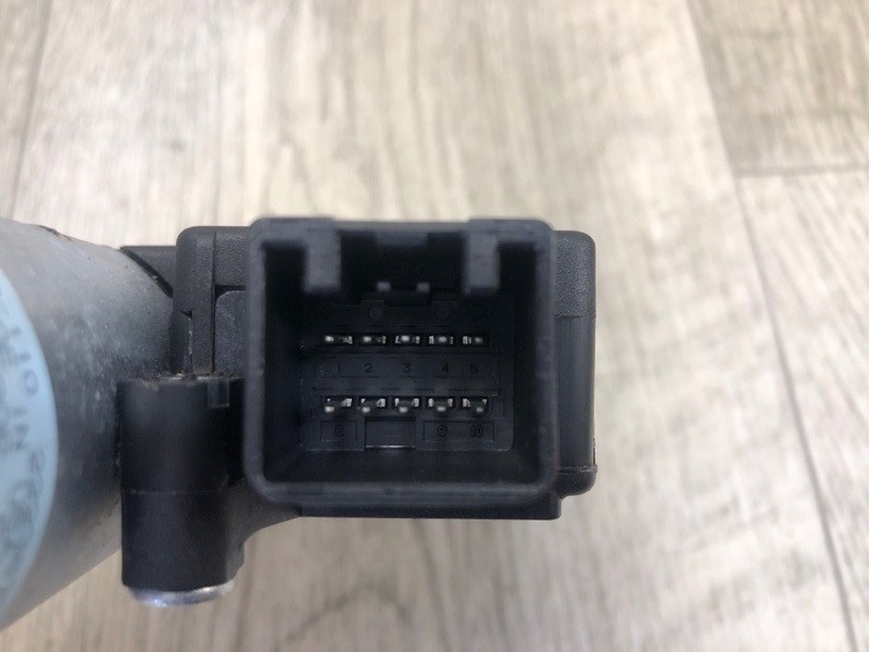 Моторчик люка MKZ 13-20 2013 2.0 С20HDTX Моторчик люка MKZ 13-20 2013 2.0 С20HDTX