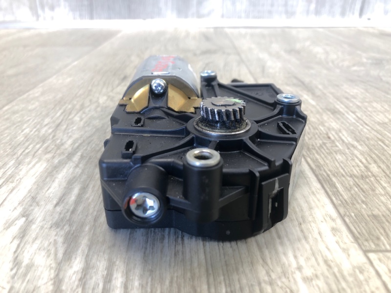 Моторчик люка LINCOLN MKZ 13-20 2.0 С20HDTX