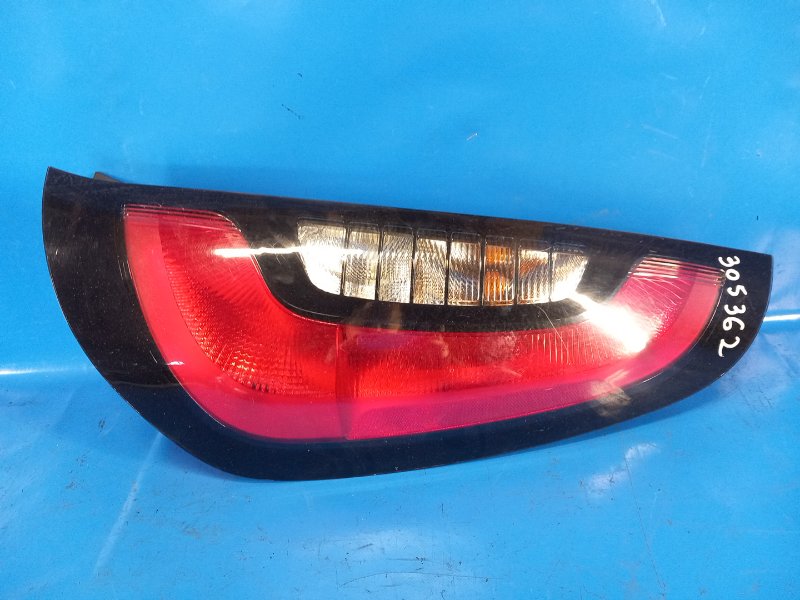 Фонарь наружный правый KIA SOUL PS 13-19 92402-B2010 Б/У