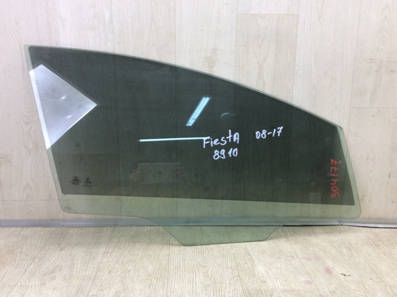 Запчасть стекло двери переднее правое FORD FIESTA 08-17 2017 1.6 C16HDEZ BE8Z-5421410-A Б/У Стекло двери переднее правое FORD FIESTA 08-17 2017 1.6 C16HDEZ BE8Z-5421410-A Б/У