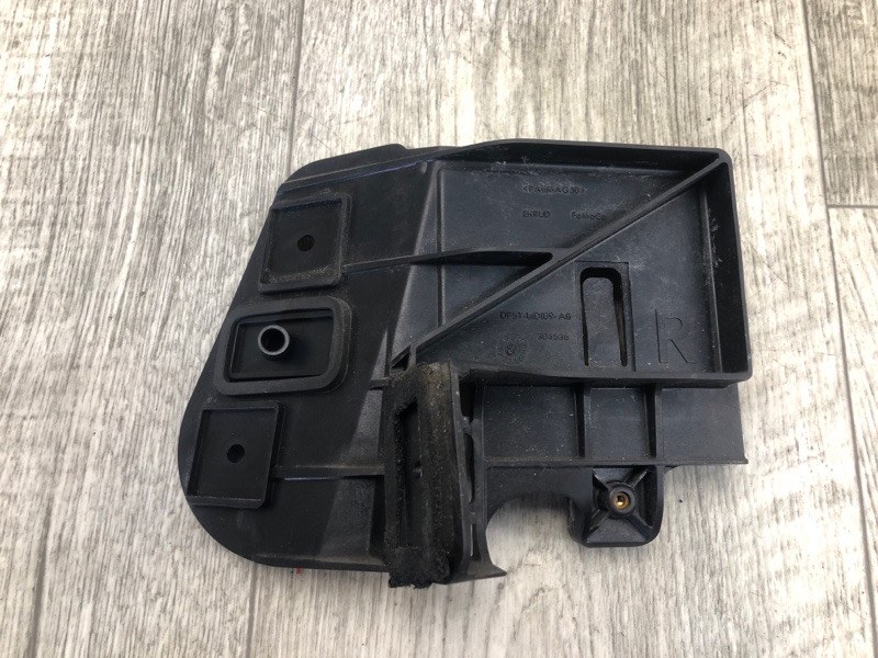 Кронштейн датчика слепых зон правый MKZ 13-20 2013 2.0 С20HDTX