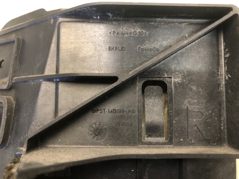 Кронштейн датчика слепых зон правый MKZ 13-20 2013 2.0 С20HDTX