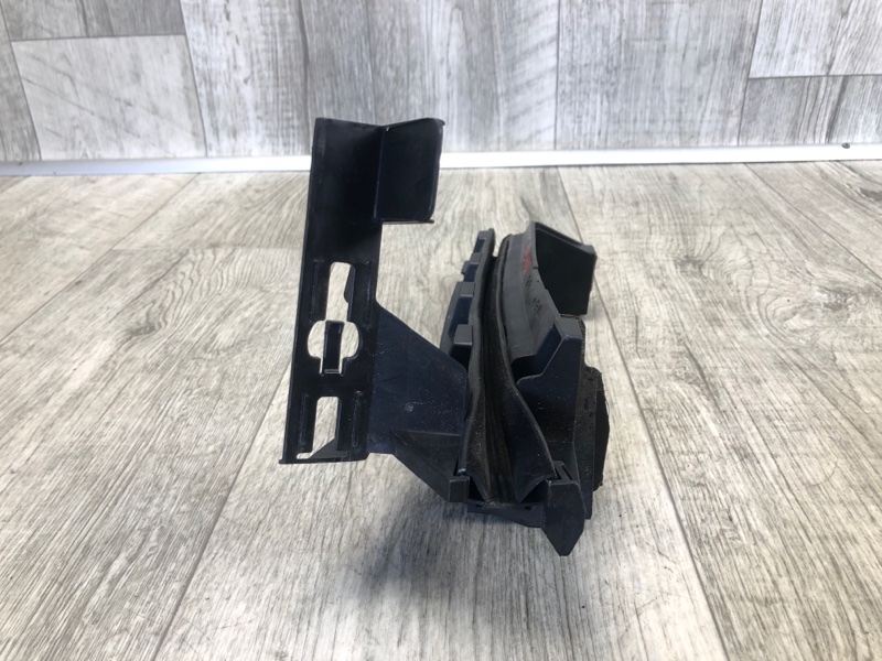 Направляющая стекла двери передняя левая LINCOLN MKZ 13-20 2.0 С20HDTX