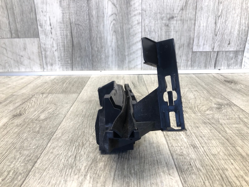 Направляющая стекла двери передняя правая MKZ 13-20 2013 2.0 С20HDTX