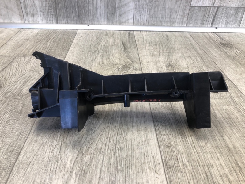 Направляющая стекла двери передняя правая MKZ 13-20 2013 2.0 С20HDTX