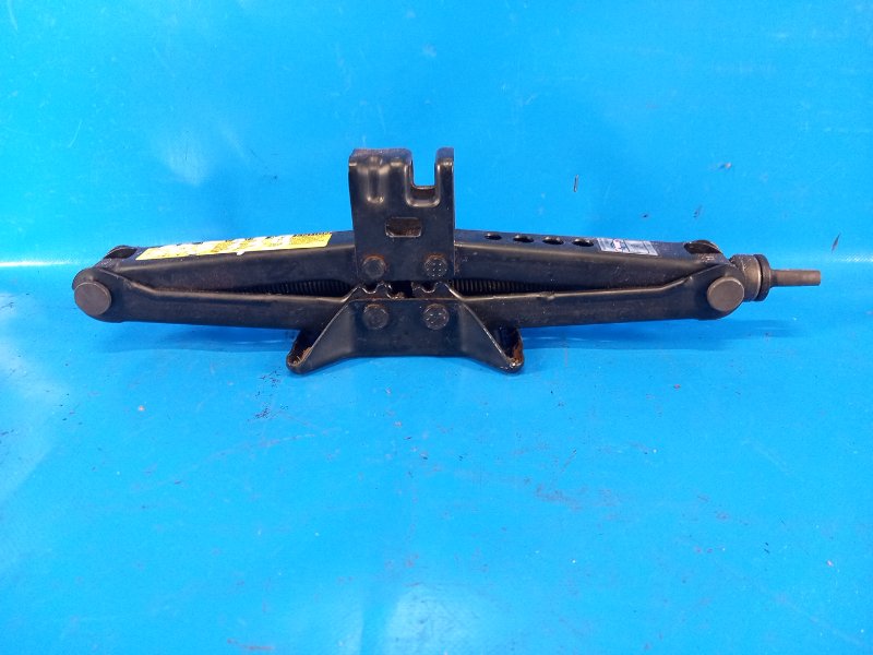 Домкрат TOYOTA CAMRY 40 06-11 09111-A010 Б/У