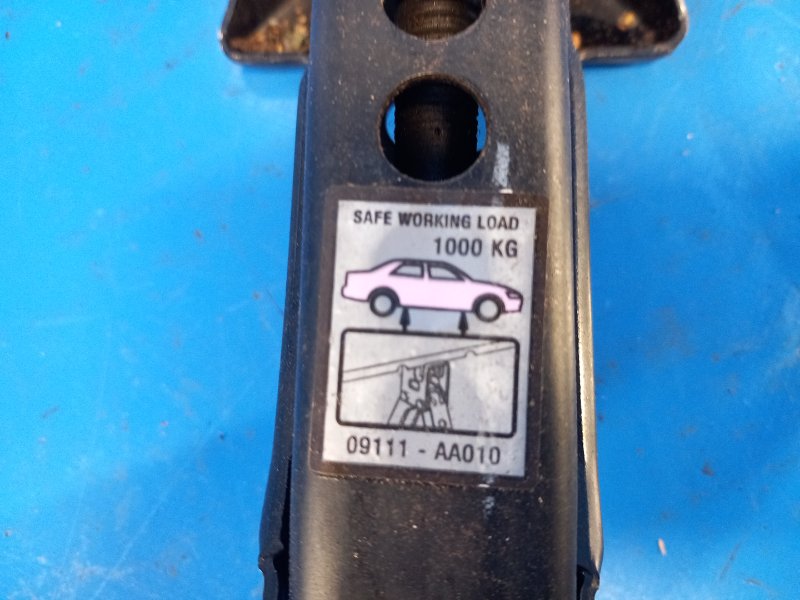 Домкрат TOYOTA CAMRY 40 06-11