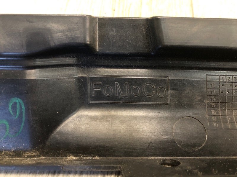 Накладка крыла переднего внутренняя правая MKZ 13-20 2013 2.0 С20HDTX