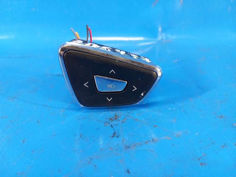 Кнопка управления магнитолой на руль LINCOLN MKZ 13-20 DP5Z9C888BA Б/У