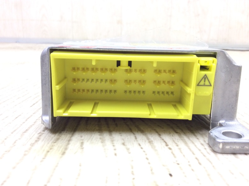 Блок управления AIRBAG CAMRY 40 06-11 2007 ACV40 2.4 2AZFE