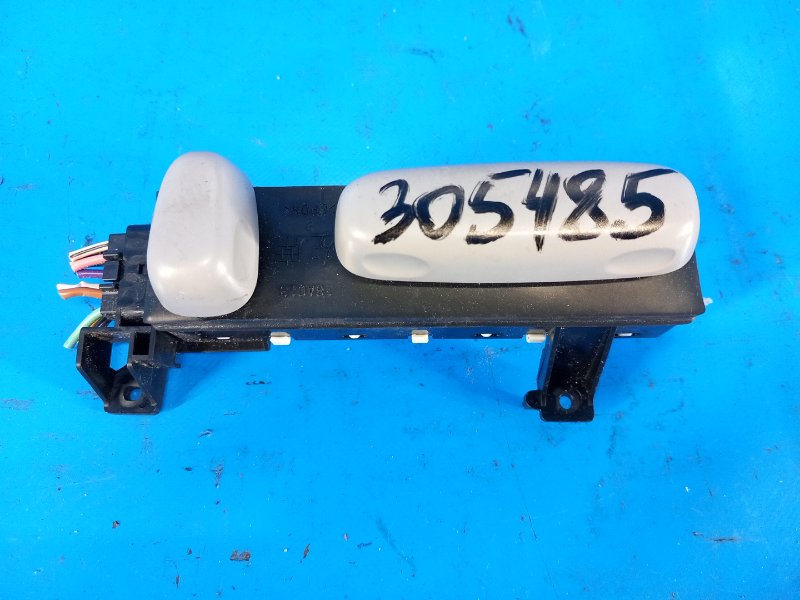 Кнопка регулировки сиденья передняя левая TOYOTA CAMRY 40 06-11 2010 2.5 2ARFE 84922-AE010 Б/У