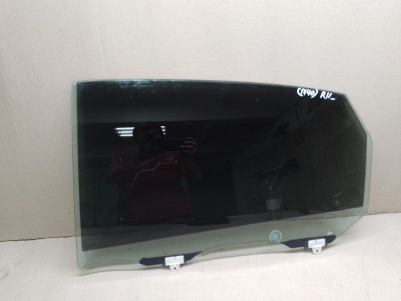 Стекло двери заднее левое NISSAN SENTRA B17 12-21 2018 1.8 MRA8DE 82301-5UD0A Б/У