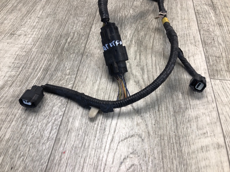 Проводка бампера задняя MKZ 13-20 2013 2.0 С20HDTX Проводка бампера задняя MKZ 13-20 2013 2.0 С20HDTX