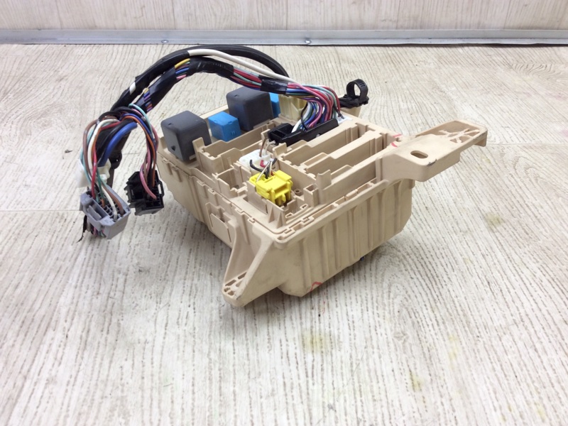 Блок предохранителей салон CAMRY 40 06-11 2007 ACV40 2.4 2AZFE