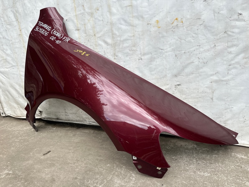 Крыло переднее правое TOUAREG 02-10 2007 BHK 3.6