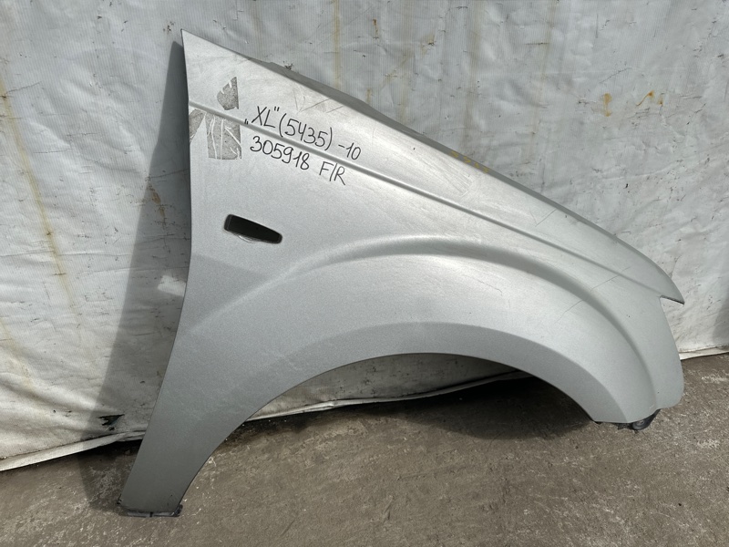 Крыло переднее правое MITSUBISHI OUTLANDER XL 05-13 3.0 6B31
