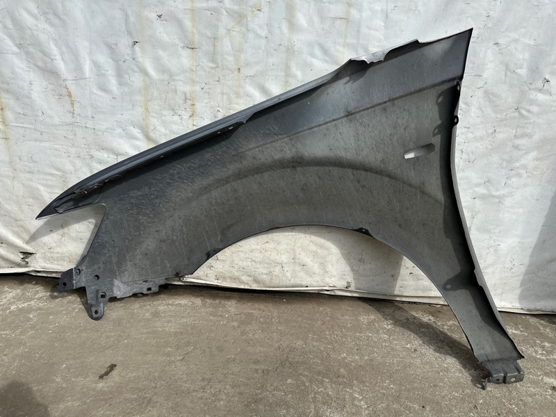Крыло переднее правое OUTLANDER XL 05-13 2006 3.0 6B31