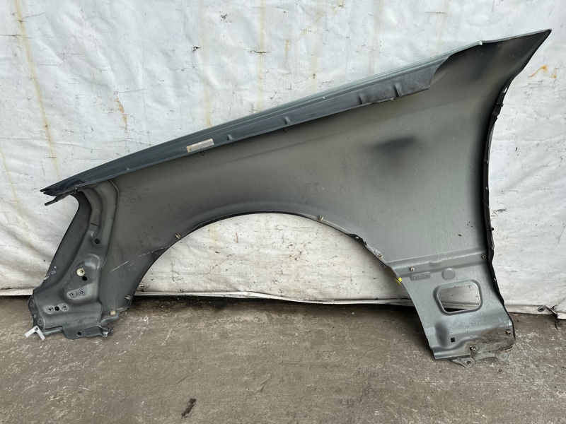 Крыло переднее правое LS430 00-06 2002 4.3 3UZFE