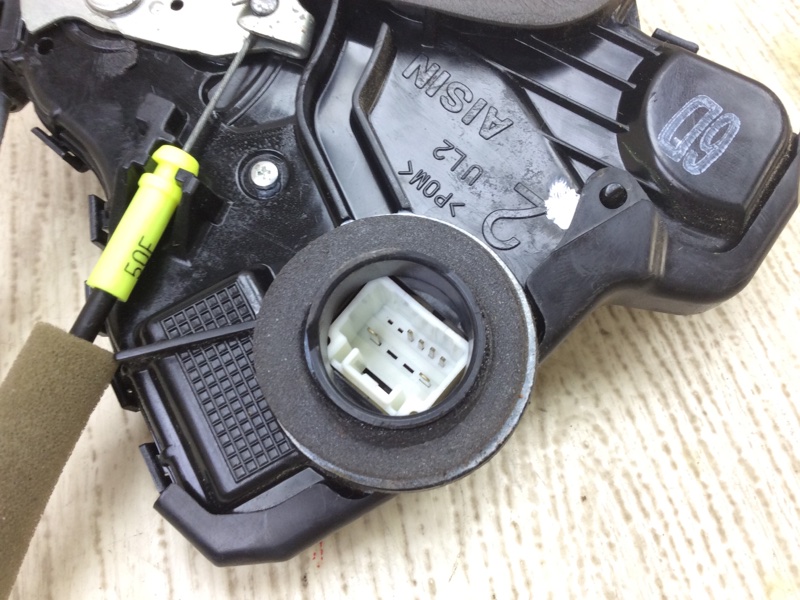 Замок двери передний левый TOYOTA CAMRY 40 06-11 ACV40 2.4 2AZFE Замок двери передний левый TOYOTA CAMRY 40 06-11 ACV40 2.4 2AZFE