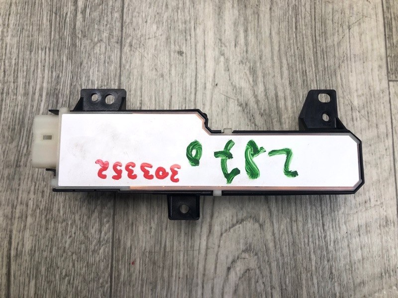 Блок кнопок памяти сидений передний левый CAMRY 70 17- 2020 GSV70 2.5 A25AFKS Блок кнопок памяти сидений передний левый CAMRY 70 17- 2020 GSV70 2.5 A25AFKS