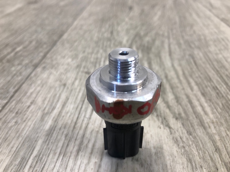 Датчик давления кондиционера TOYOTA CAMRY 70 17- GSV70 2.5 A25AFKS