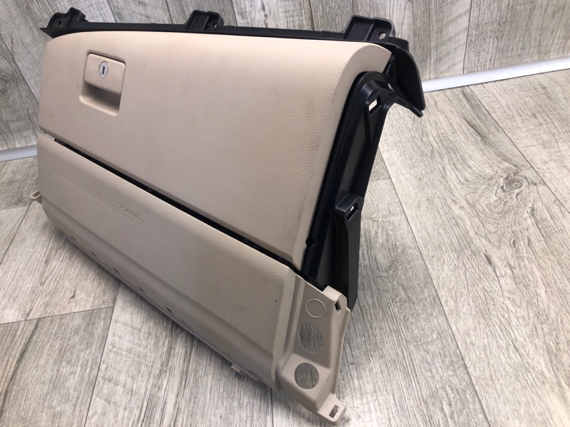 Бардачок CAMRY 70 17- 2020 GSV70 2.5 A25AFKS