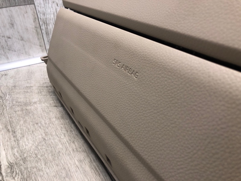 Бардачок CAMRY 70 17- 2020 GSV70 2.5 A25AFKS