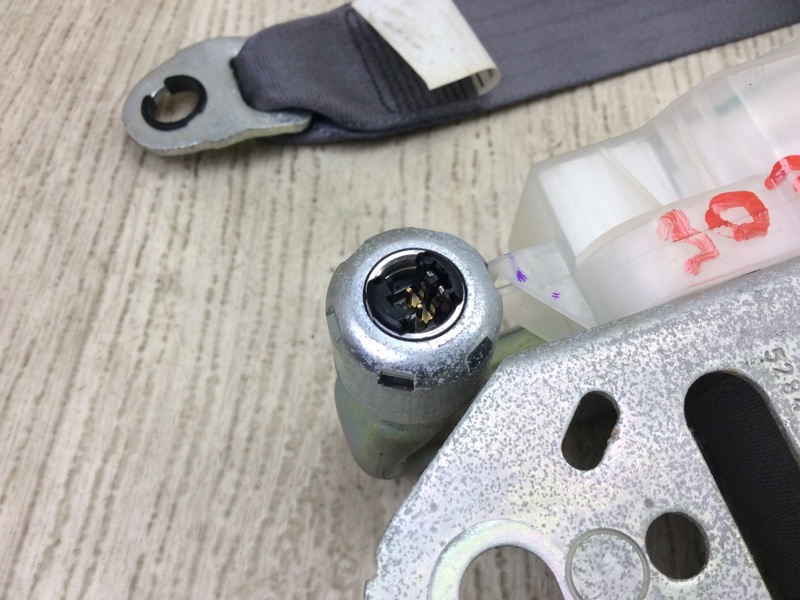 Ремень безопасности передний левый TOYOTA CAMRY 40 06-11 ACV40 2.4 2AZFE