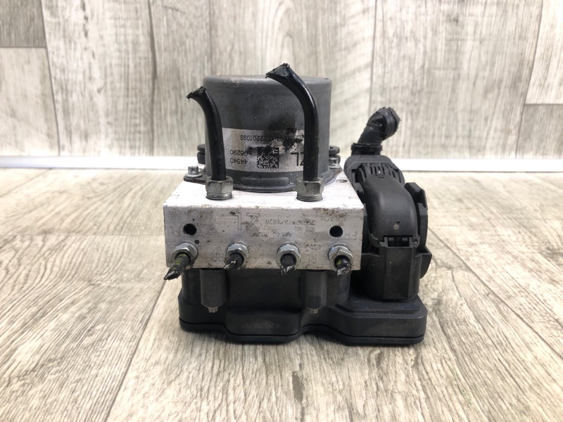 Блок ABS TOYOTA CAMRY 70 17- 2020 GSV70 2.5 A25AFKS 4405006400 Б/У