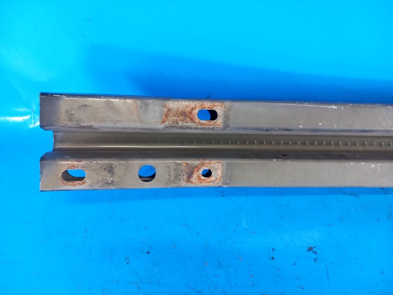 Усилитель заднего бампера 200 10-14 2012 2.4 ED3