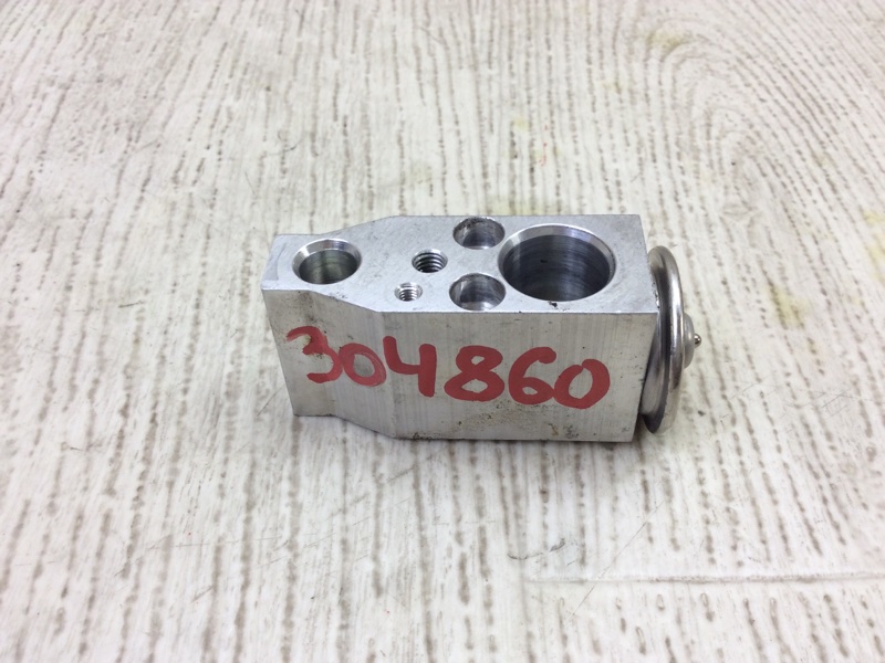 Клапан кондиционера NISSAN PATHFINDER R52 12-21 2015 R52 3.5 VQ35DE 922001HP0C Б/У