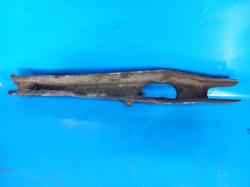 Рычаг задней подвески поперечный левый 200 10-14 2012 2.4 ED3