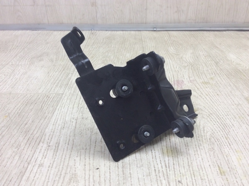 Кронштейн блока ABS PATHFINDER R52 12-21 2015 R52 3.5 VQ35DE Кронштейн блока ABS PATHFINDER R52 12-21 2015 R52 3.5 VQ35DE