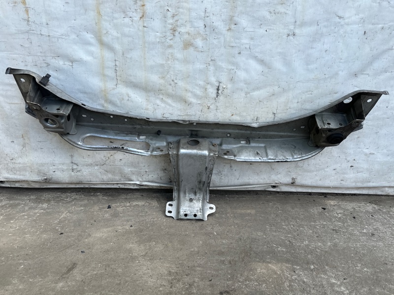 Панель передняя верхняя MITSUBISHI OUTLANDER XL 05-13 3.0 6B31