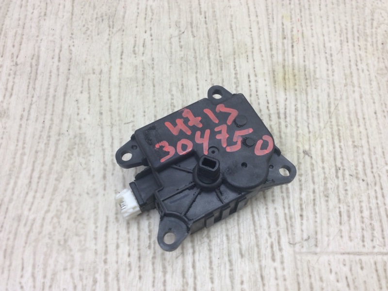 Моторчик заслонки печки NISSAN PATHFINDER R52 12-21 2015 R52 3.5 VQ35DE 277303KA0A Б/У
