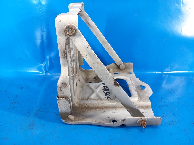 Полка аккумулятора 200 10-14 2013 3.6 ERB