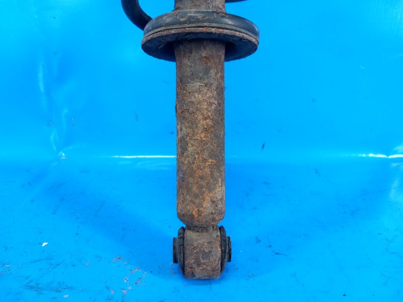 Амортизатор задний правый 200 10-14 2013 3.6 ERB