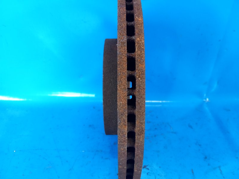 Тормозной диск передний левый 200 10-14 2013 3.6 ERB