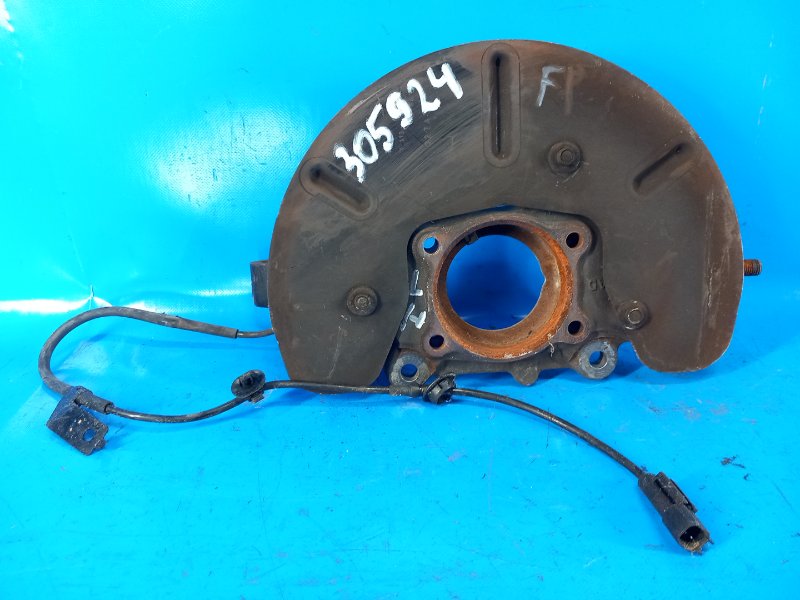 Запчасть кулак поворотный передний левый CHRYSLER 200 10-14 2012 2.4 ED3 5085887AE Б/У Кулак поворотный передний левый CHRYSLER 200 10-14 2012 2.4 ED3 5085887AE Б/У