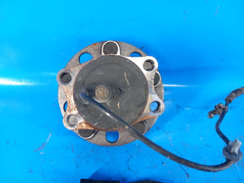 Ступица задняя правая 200 10-14 2012 2.4 ED3 Ступица задняя правая 200 10-14 2012 2.4 ED3