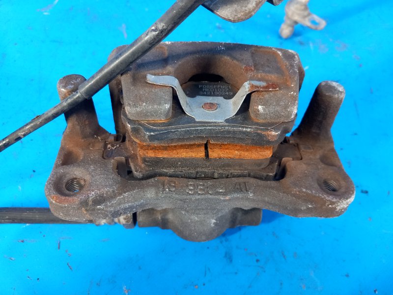 Суппорт тормозной задний левый CHRYSLER 200 10-14 2.4 ED3