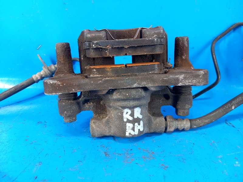 Суппорт тормозной задний правый 200 10-14 2012 2.4 ED3