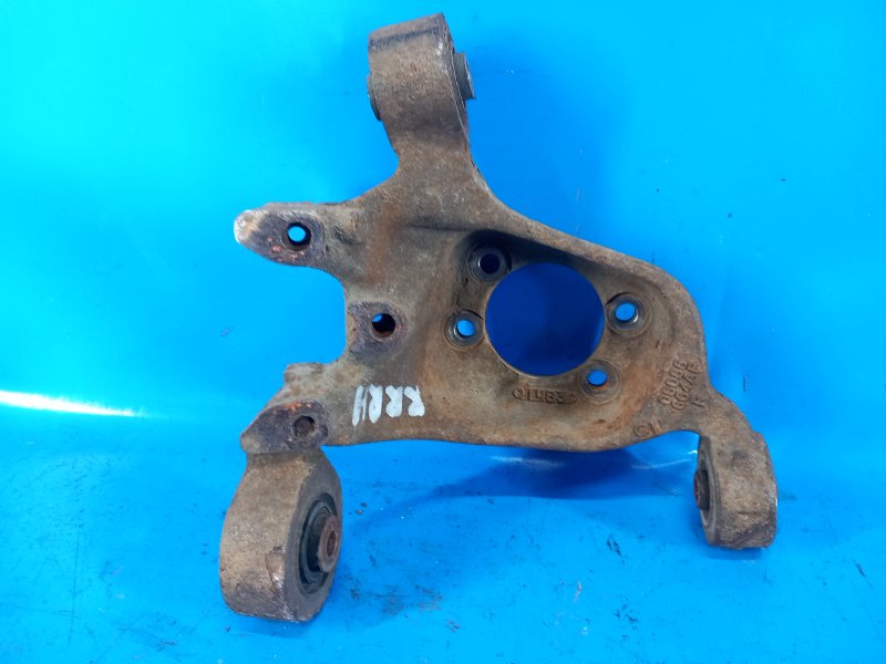 Цапфа задняя правая 200 10-14 2013 3.6 ERB