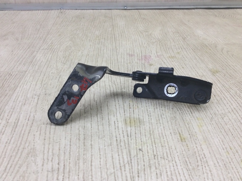 Петля крышки багажника правая NISSAN PATHFINDER R52 12-21 R52 3.5 VQ35DE