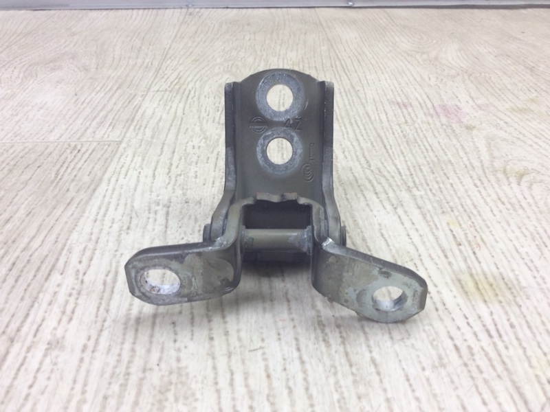 Петля двери нижняя передняя правая PATHFINDER R52 12-21 2015 R52 3.5 VQ35DE